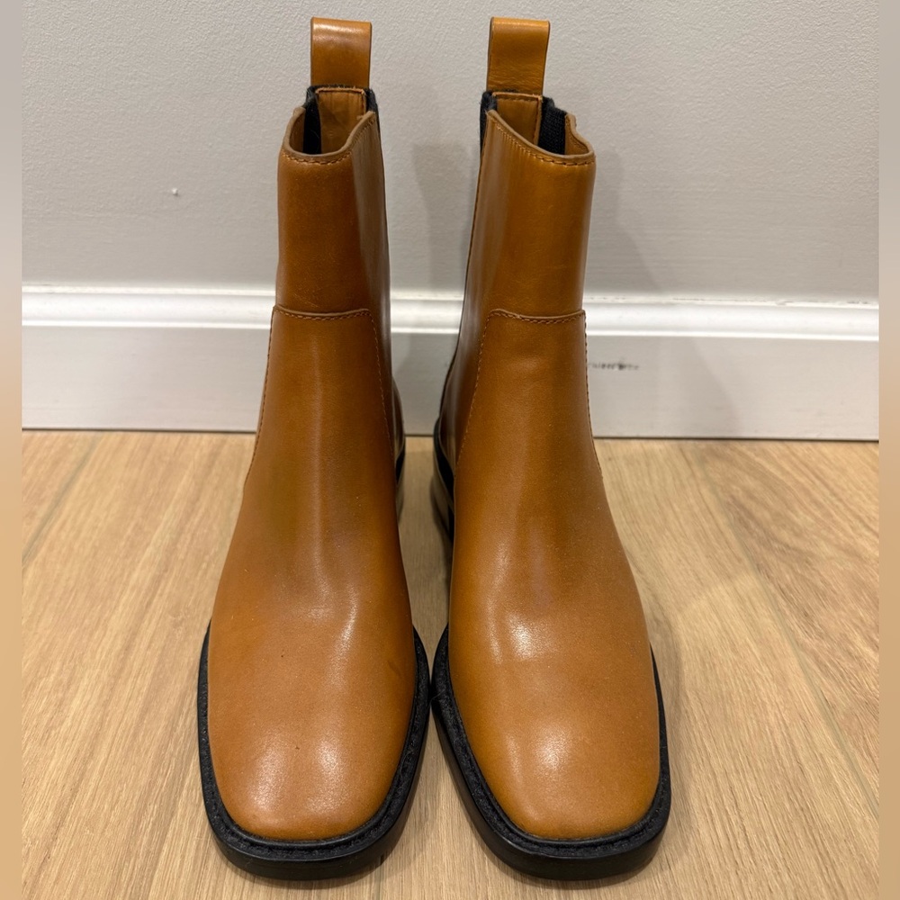 Tory Burch Women’s Chelsea Boot